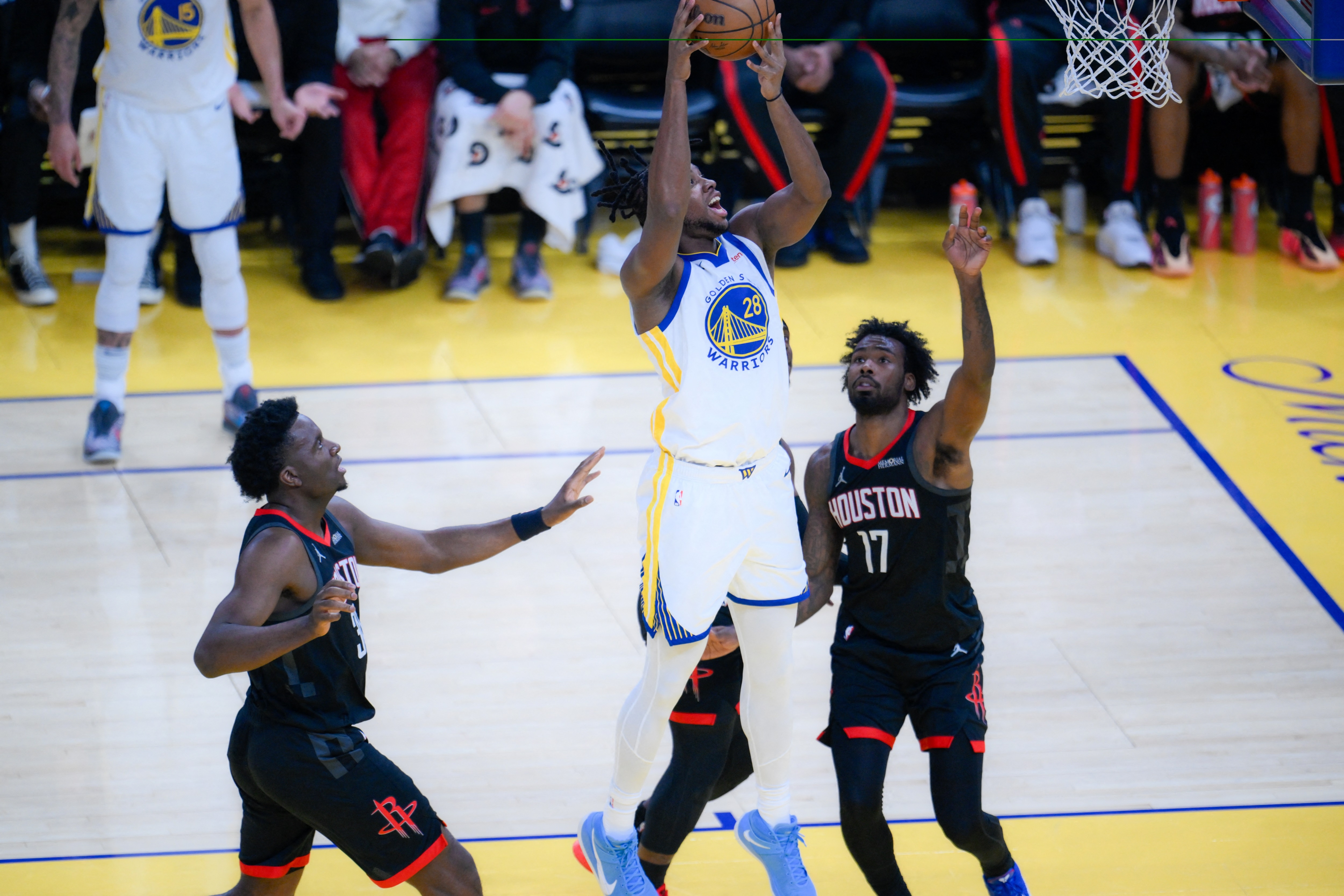 2026世界杯投注官方入口-库里：你能看出贝西的比赛感觉很好&amp;他充满侵略性 14分12板很关键