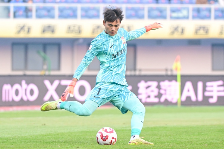 2026世界杯投注登录入口-足球报谈U23国脚中超首轮表现：U23国脚竞相出彩，延续希望